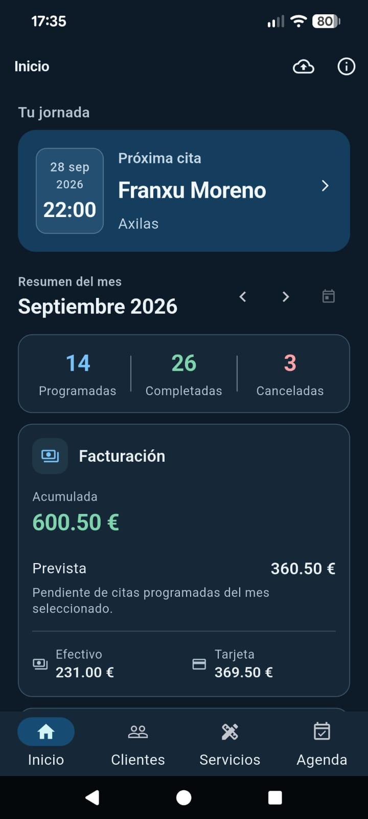 Inicio de Agenda Core en modo oscuro con próxima cita, resumen mensual y facturación